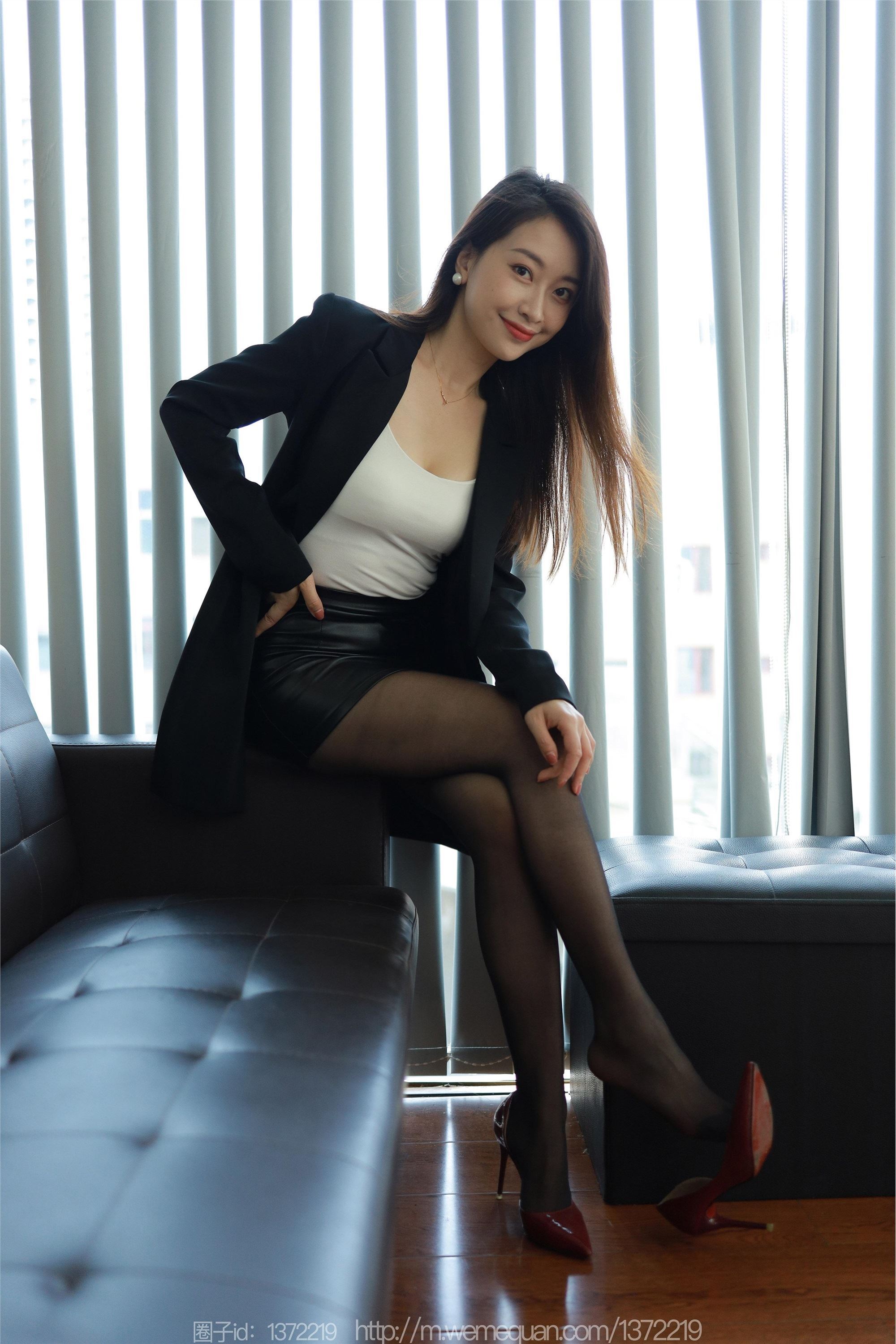 IESS异思趣向  2023.08.09 丝享家 1502 小婕《风一样的女人》